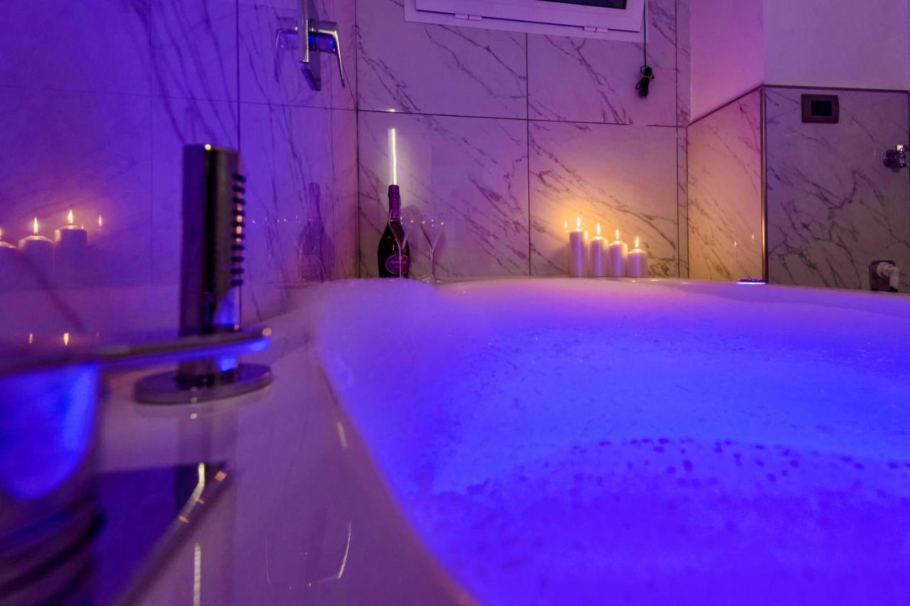 Sara Luxury *